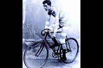 Významný moravský archeolog a přírodovědec Karel Absolon se narodil 16. června 1877 v Boskovicích. V mládí se Karel Absolon věnoval cyklistice.