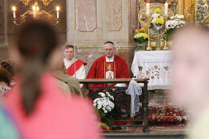 Hasičská pouť ve Křtinách přilákala stovky lidí. Konala se již po sedmnácté.