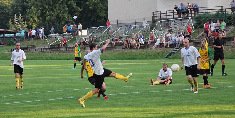 Fotbalisté Jedovnic v prvním kole krajského poháru prohráli s Ráječkem 1:5.