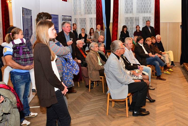 Výstava v Letovicích přibližuje života tamního rodáka, významného architekta Bedřicha Rozehnala.