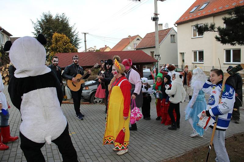 Masopustní průvod v Olomučanech.Foto: Jiří Baštář