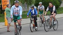 Devátá etapa Cyklotour 2013 v režii nadačního fondu Josefa Zimovčáka Na kole dětem vedla také přes Blanensko.