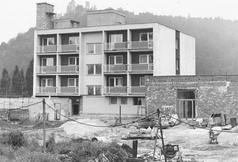 Zchátralý hotel Velen jde v Boskovicích k zemi. Po 44 letech.