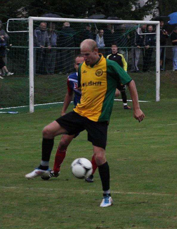 Fotbalisté Ráječka porazili v derby Blansko 2:0.