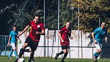 Fotbalisté Sparty (v červeném) v domácím utkání krajského přeboru zdolali Boskovice 2:1.