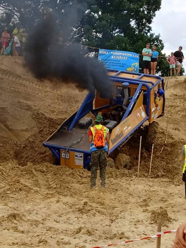 Trucktrialová sobota.