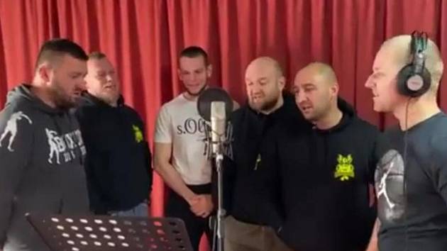 Boxeři z oddílu Berserkers Clubu Blansko mají vlastní hymnu a videoklip. Snaží se motivovat mládež k pohybu.