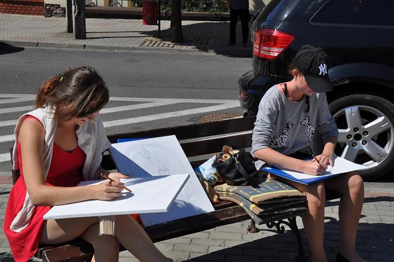 Pět nadaných studentek ze Střední pedagogické školy v Boskovicích se zúčastnilo mezinárodního malířského semináře ve městě Rawa Mazowiecka v Polsku.