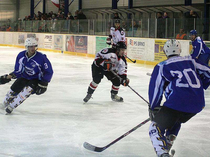 Hokejisté Minervy Boskovice si v prvním zápase semifinále play off krajské ligy poradili s Kometou Úvoz.