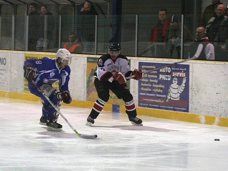 Hokejisté Minervy Boskovice si v prvním zápase semifinále play off krajské ligy poradili s Kometou Úvoz.