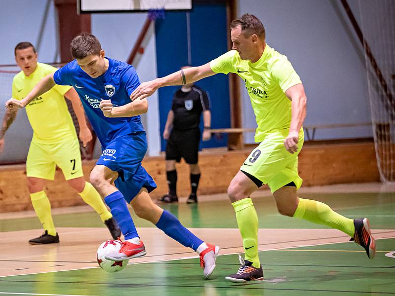 V letošním posledním kole futsalové divize E prohrál Pro-STATIC Blansko (žluté dresy) doma s FC Kloboučky 5:10.