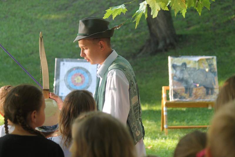 Děti strávily dobrodružnou noc na zámku v Blansku. 