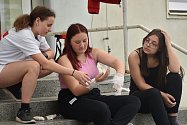Školáci v ulicích Blanska zachraňovali životy. Zastavovali krvácení a ošetřovali zlomeniny. Ve čtvrtek se tam konalo krajské kolo soutěže Hlídek mladých zdravotníků.
