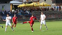 Hosté ze Žebětína to boskovickým fotbalistům usnadnili, přijeli jen v jedenácti. Domácí vyhráli 4:1.