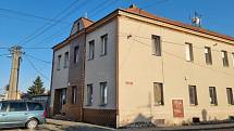 V domě v ulici Náves, kde dříve sídlila Obecní knihovna, vybudují Vranovičtí nové zdravotní středisko.