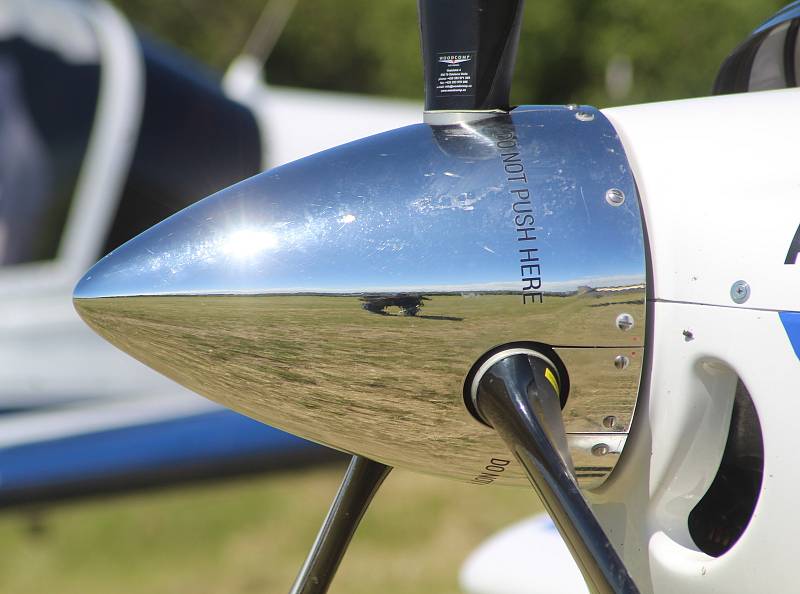 Letiště v Bořeticích patřilo o poslední květnové sobotě soutěži pilotů a navigátorů velmi lehkých letadel.