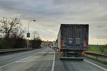 Kolona kamionů se vytvořila ve čtvrtek odpoledne na hraničním přechodu Mikulov - Drasenhofen.