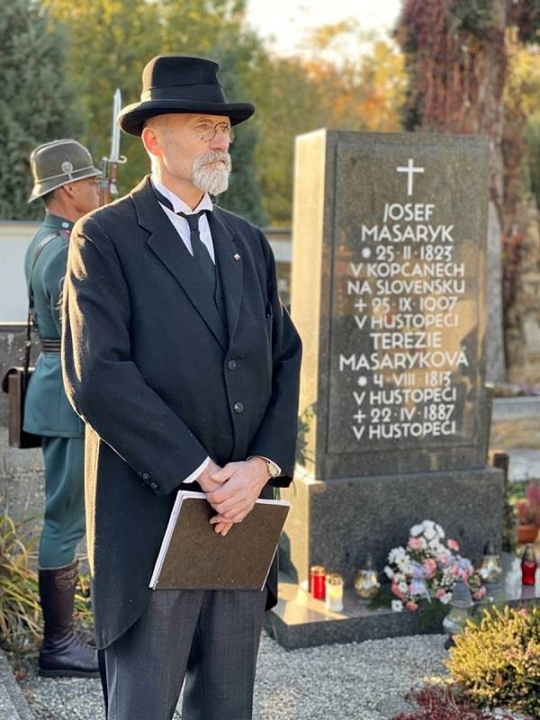 Hustopeče oslavily 103. výročí vzniku první republiky s T. G. Masarykem.