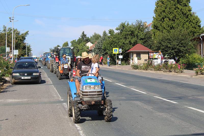 Druhý ročník Traktoriády v Kašnici.