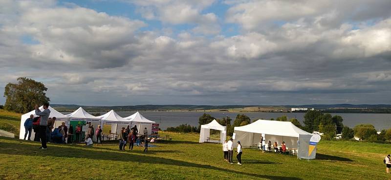 Atraktivní expozice Archeoparku Pavlov nabízí díky moderním audiovizuálním technologiím možnost putovat do pravěku všem generacím návštěvníků.