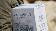 Vinaři v Lednici zahájili sezonu pohodovým Annovinofestem.