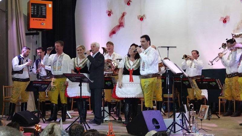 Túfaranka zahraje na rybářském plese v Němčicích