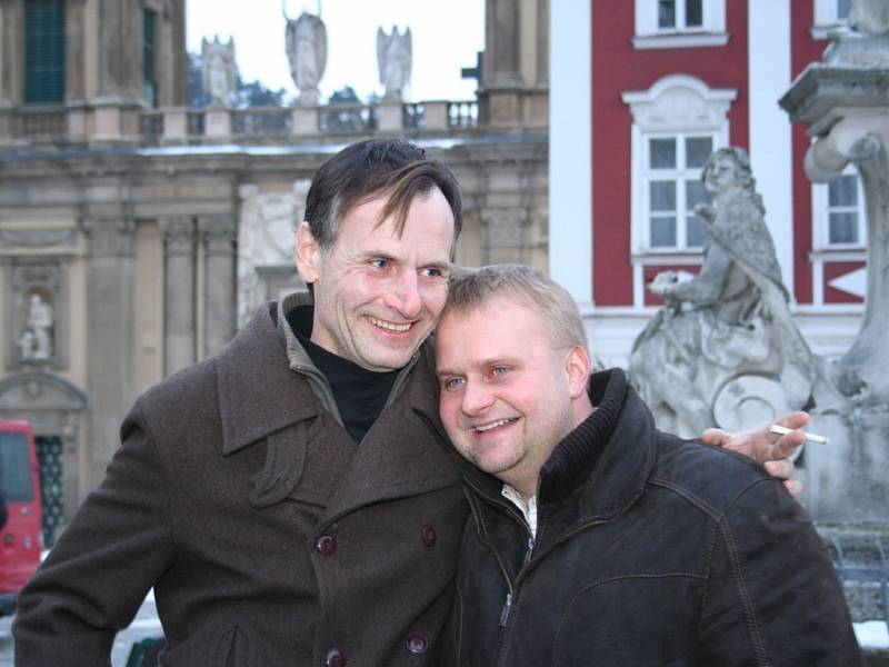 Herec Marian Roden (vlevo) s producentem filmu Tomášem Vicanem.