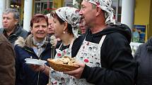 Gulášový festival nabídl mnoho druhů tohoto pokrmu a každý si tak přišel na své. Zavítali na něj i návštěvníci ze zahraničí.