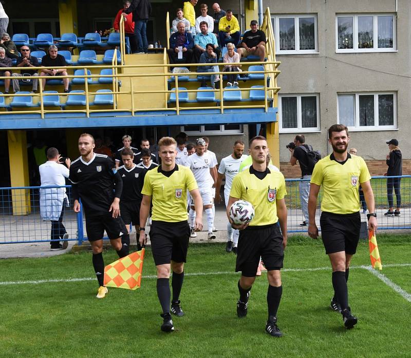 Fotbalisté MSK Břeclav prohráli divizní duel s Lanžhotem 1:2.
