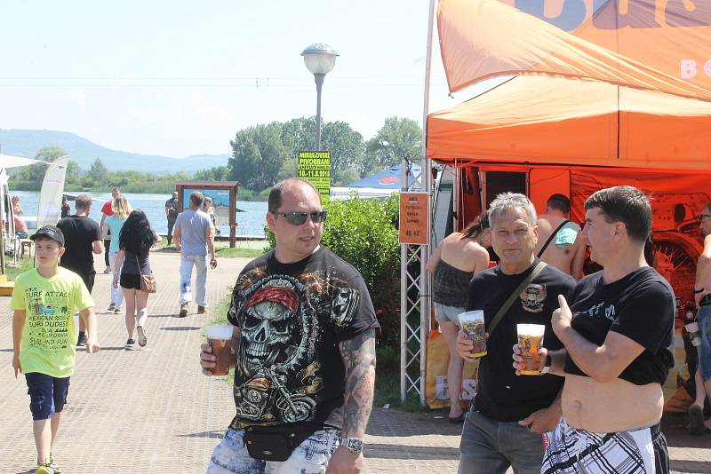 Tisíce motorkářů a návštěvníků zamířily na Euro Bike Festu do pasohláveckého kempu Merkur. Užívali si například kaskadérská vystoupení nebo večerní koncerty.