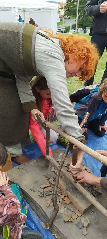 Atraktivní expozice Archeoparku Pavlov nabízí díky moderním audiovizuálním technologiím možnost putovat do pravěku všem generacím návštěvníků.