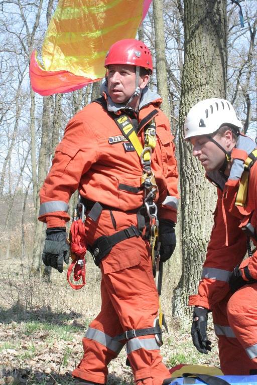 Záchranáři pátrali po paraglidistovi naštěstí pouze cvičně