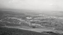 Než přišla přehrada. Podyjí v okolí Dolních Věstonic. Foto Petr Macháček, 1977