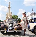 Historická přehlídka veteránů na Břeclavsku. Lidé viděli auta vyrobená do 1945