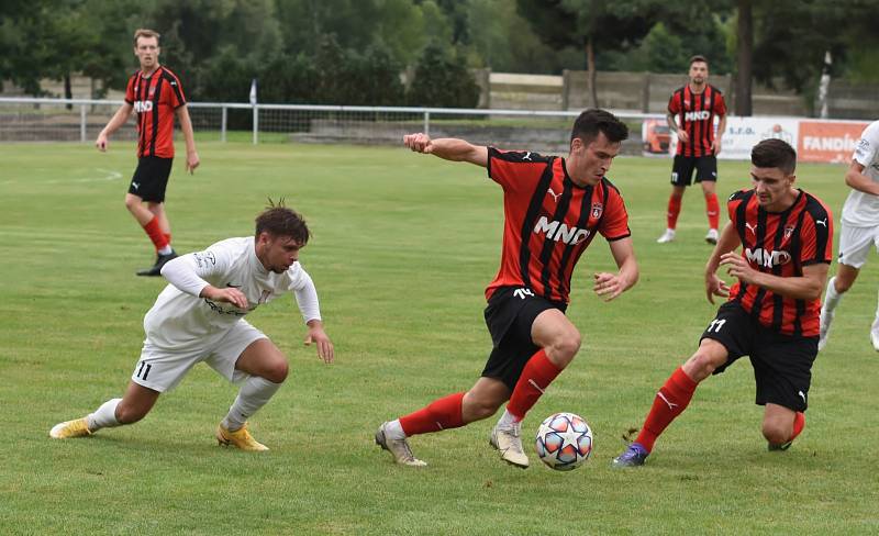 Fotbalisté Lanžhota v úvodním duelu Divize D podlehli Hodonínu 0:1.