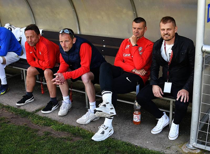 Fotbalisté Lanžhota (v bílém) remizovali se Startem Brno 1:1.