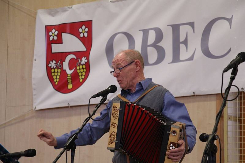 S harmonikou pro radost aneb setkání harmonikářů v Ladné