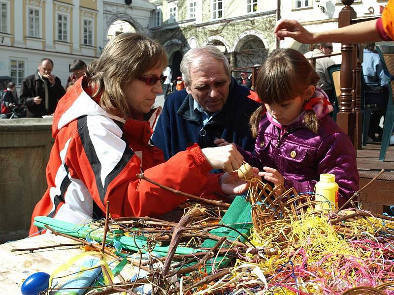 Dílničky s výrobou velikonočních oz­dob.