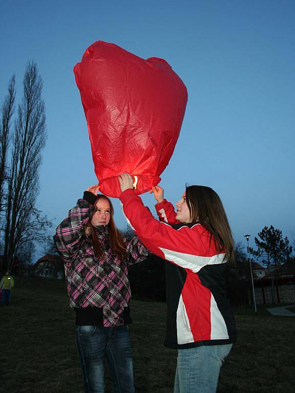 Břeclavský deník | Valentýnské balonky štěstí | fotogalerie