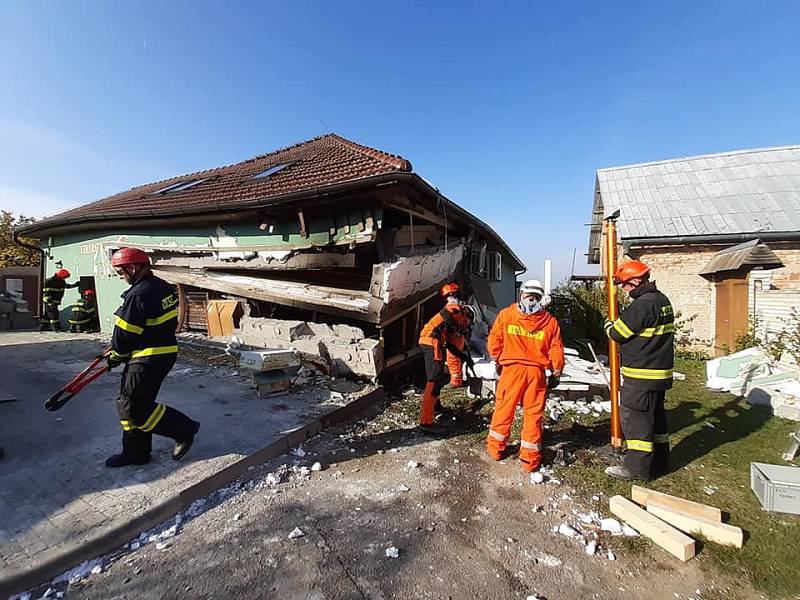 Exploze domu v Perné na Břeclavsku.