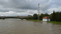 Morava v Lanžhotě dosáhla ve čtvrtek odpoledne třetího stupně povodňové aktivity.