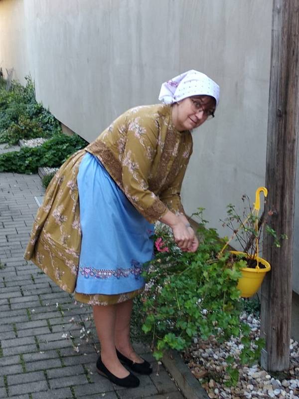 Výzvu Den v kroju přijaly i členky Ženského sboru z Moravské Nové Vsi. Foto: archiv sboru