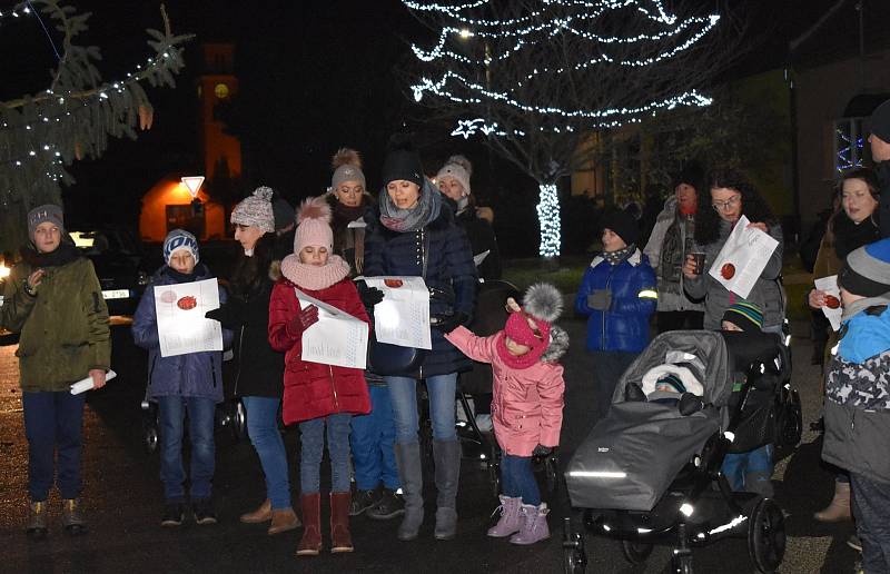 Česko zpívá koledy v Tvrdonicích. Foto: obec Tvrdonice