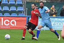 Fotbalisté Lednice (v modrém) porazili Boskovice 4:2.