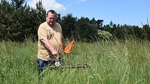 V Břeclavi ve středu začal pyrotechnický průzkum ke stavbě obchvatu města. Navázat na něj má ještě letos průzkum archeologický.