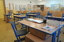 Podle aktuálních odhadů odborů se do pondělní stávky zapojí přes 60 procent základních, středních i mateřských škol v Česku. Ilustrační snímek