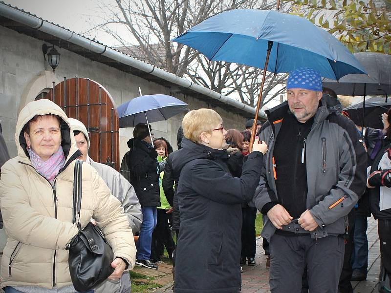 Další ročník Podzimní šlapky ve Velkých Pavlovicích provázel déšť. I tak se akce zúčastnily desítky nadšenců. 