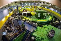 Výzkumná zařízení ve Spojeném ústavu jaderných výzkumů v Dubně u Moskvy