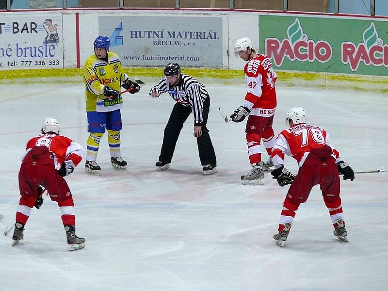 Kárného hattrick pomohl zničit Opavu