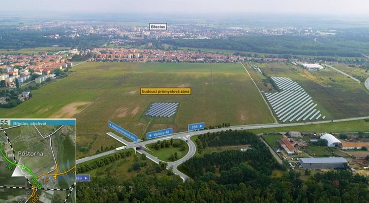 Zástupci Ředitelství silnic a dálnic ukázali novou vizualizaci budoucího obchvatu Břeclavi.
